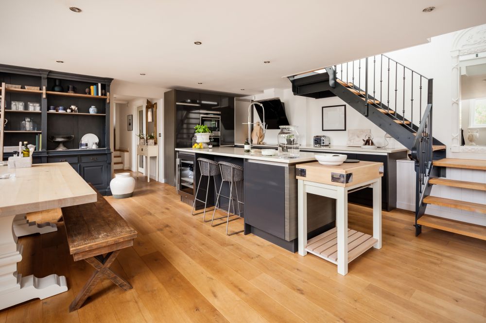 Grow your Floor Scratch Repair business